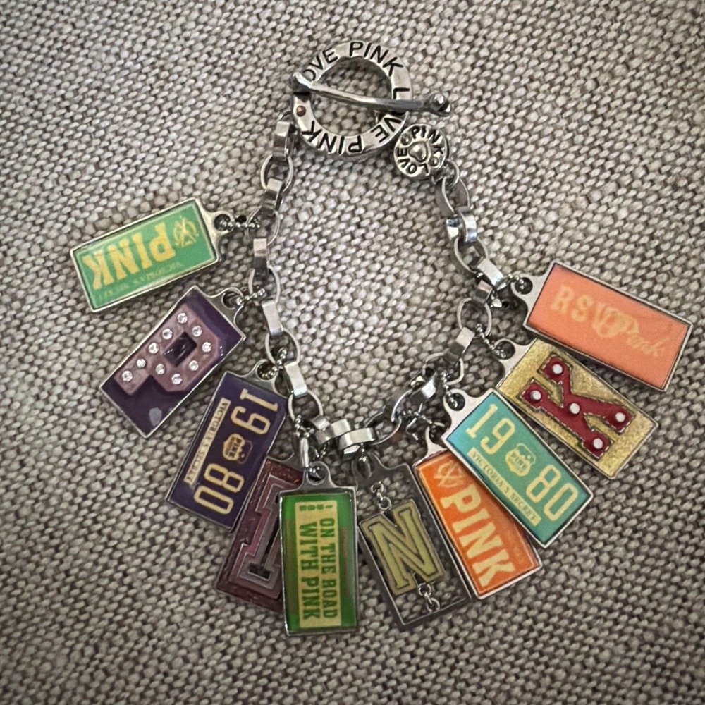 Victoria's Secret Pink Charm Bracelet Rare Road Trip VS